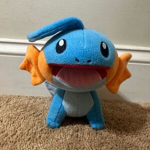 Mudkip Pokémon Plush Stuffed Toy TOMY 2015 Animal Plush Nintendo Open Mouth